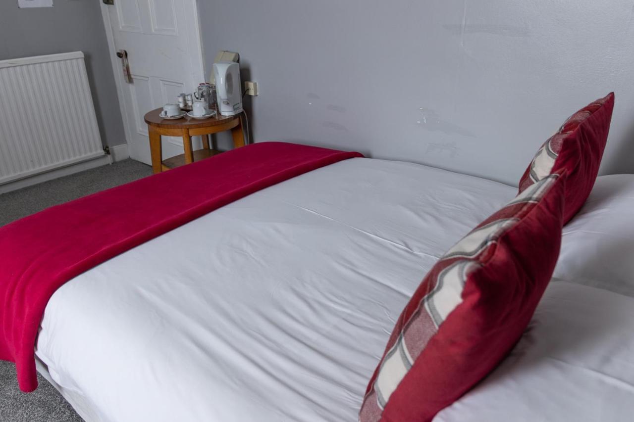 Carlton Hotel Форрес Екстер'єр фото